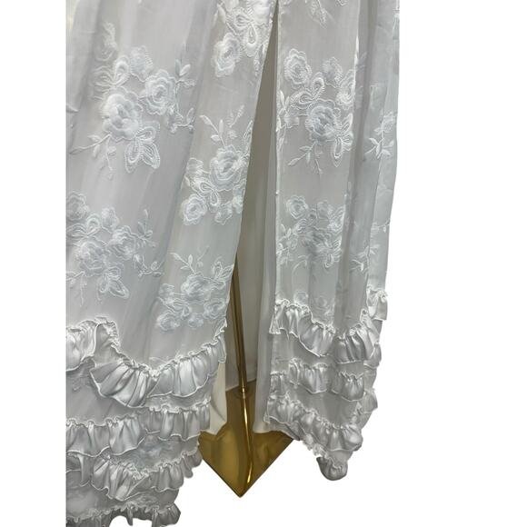 V. Chapman Carmella Long-Sleeve Ruffled Chiffon Maxi Dress - Picture 12 of 15